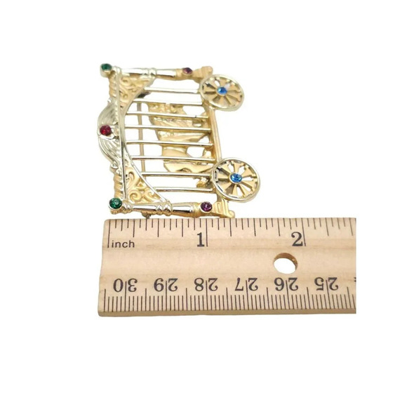 AJC Rhinestones Lion in Circus Wagon Cage Brooch Pin Gold Tone Vintage - Picture 6 of 6